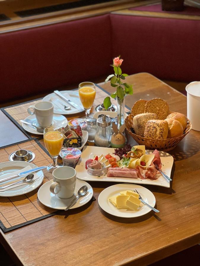Gaststaette Braustuebchen Hotel Schlitz Buitenkant foto